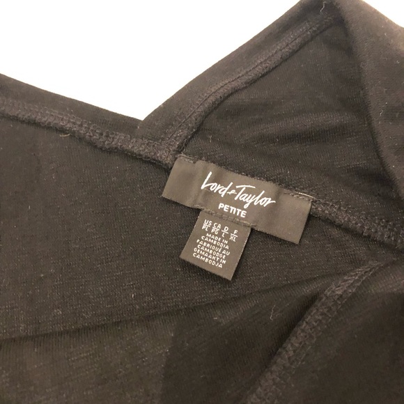 🛍️SALE 2 for $20 TOP Lord & Taylor Top - Picture 6 of 8